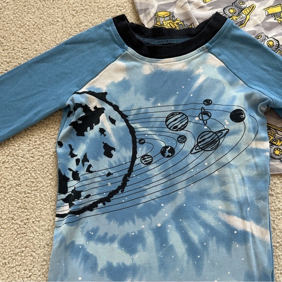 Bundle of 3 Sets of Kirkland Signature Boys Long Sleeve Pajamas (Size 6) - Picture 8 of 14